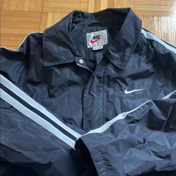 Nike Black Jacket - Picture 5 of 15
